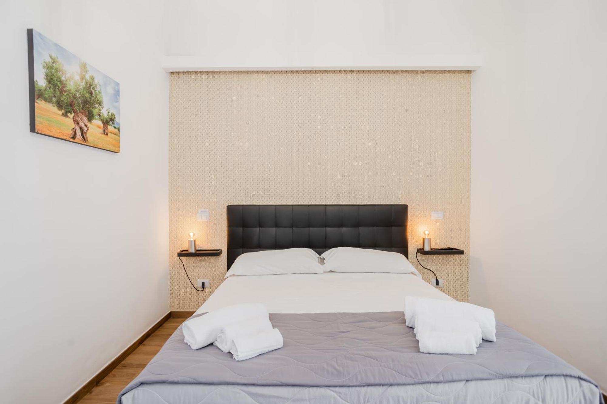 Pietramare Luxury Suites Bari Buitenkant foto