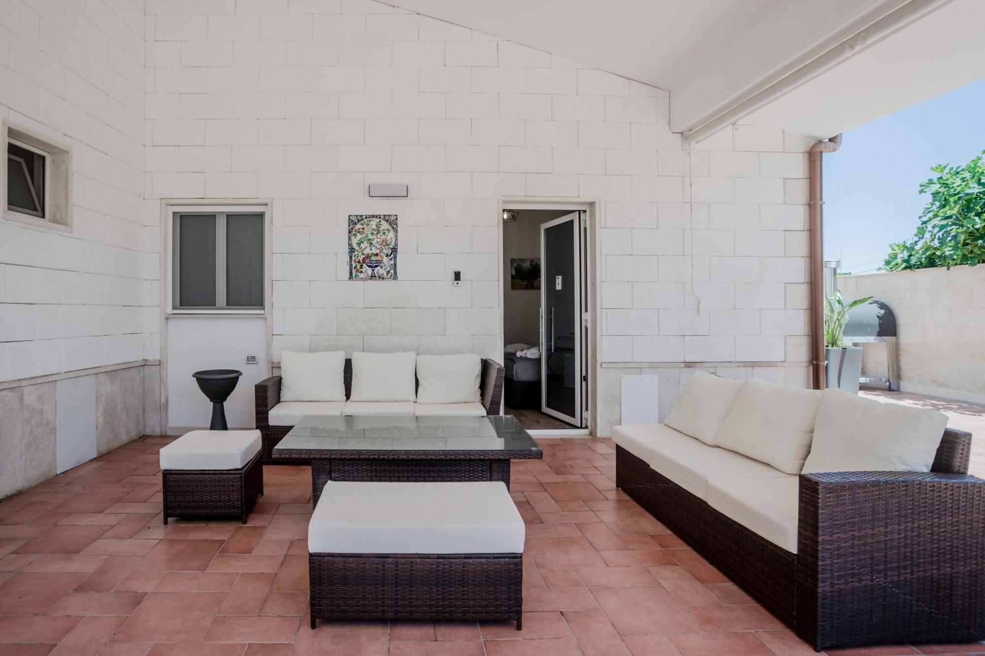Pietramare Luxury Suites Bari Buitenkant foto