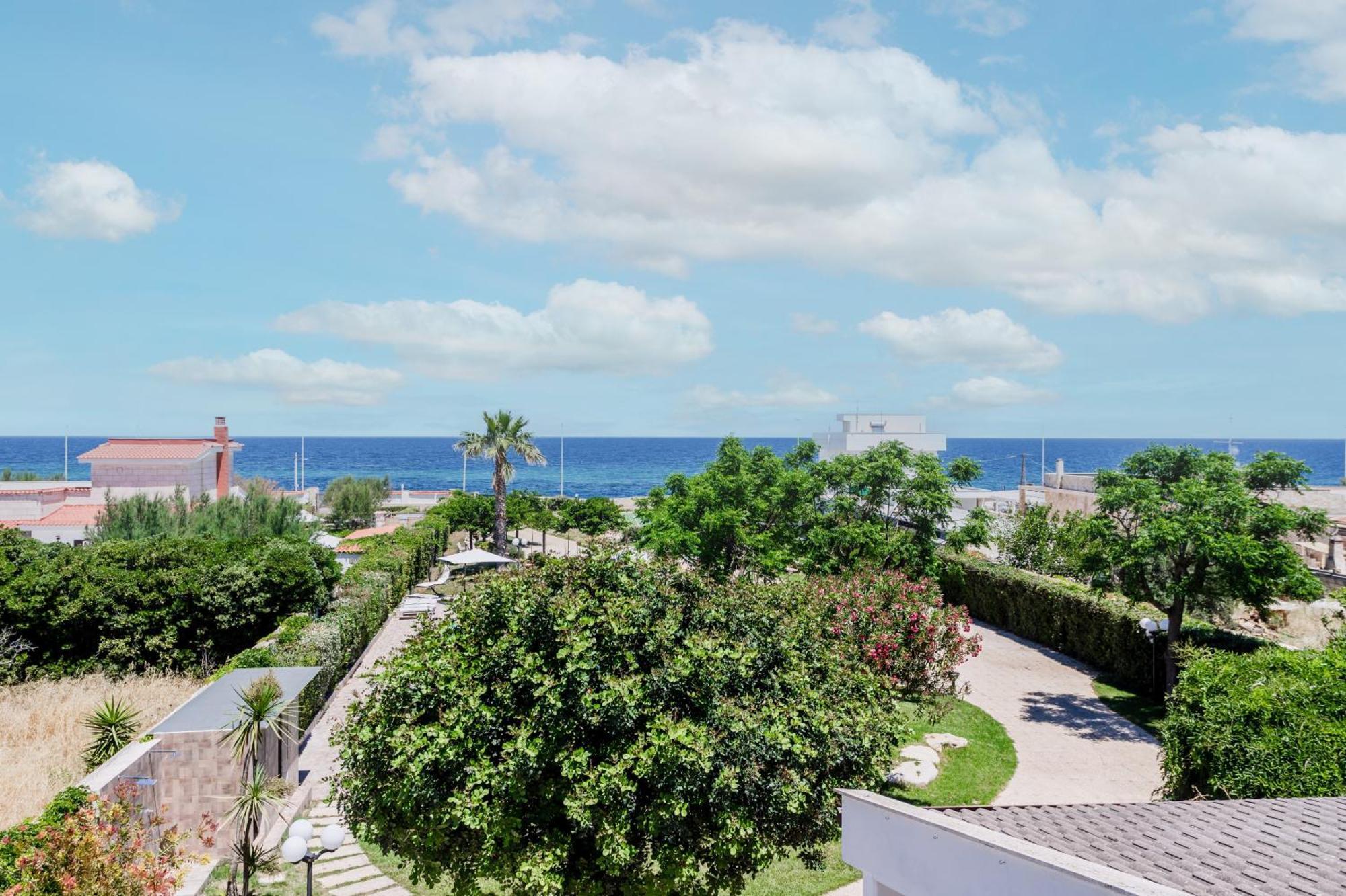 Pietramare Luxury Suites Bari Buitenkant foto