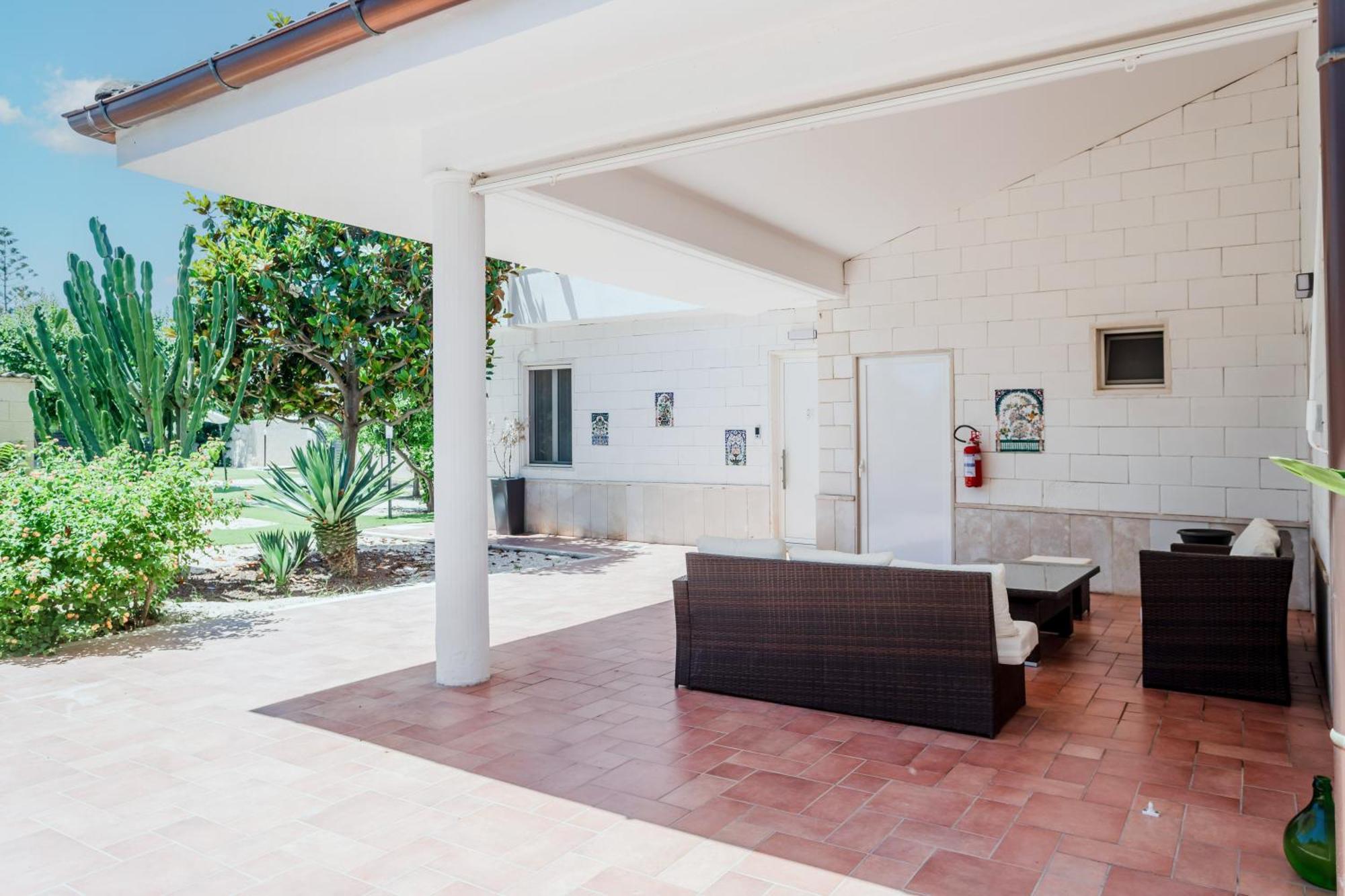 Pietramare Luxury Suites Bari Buitenkant foto