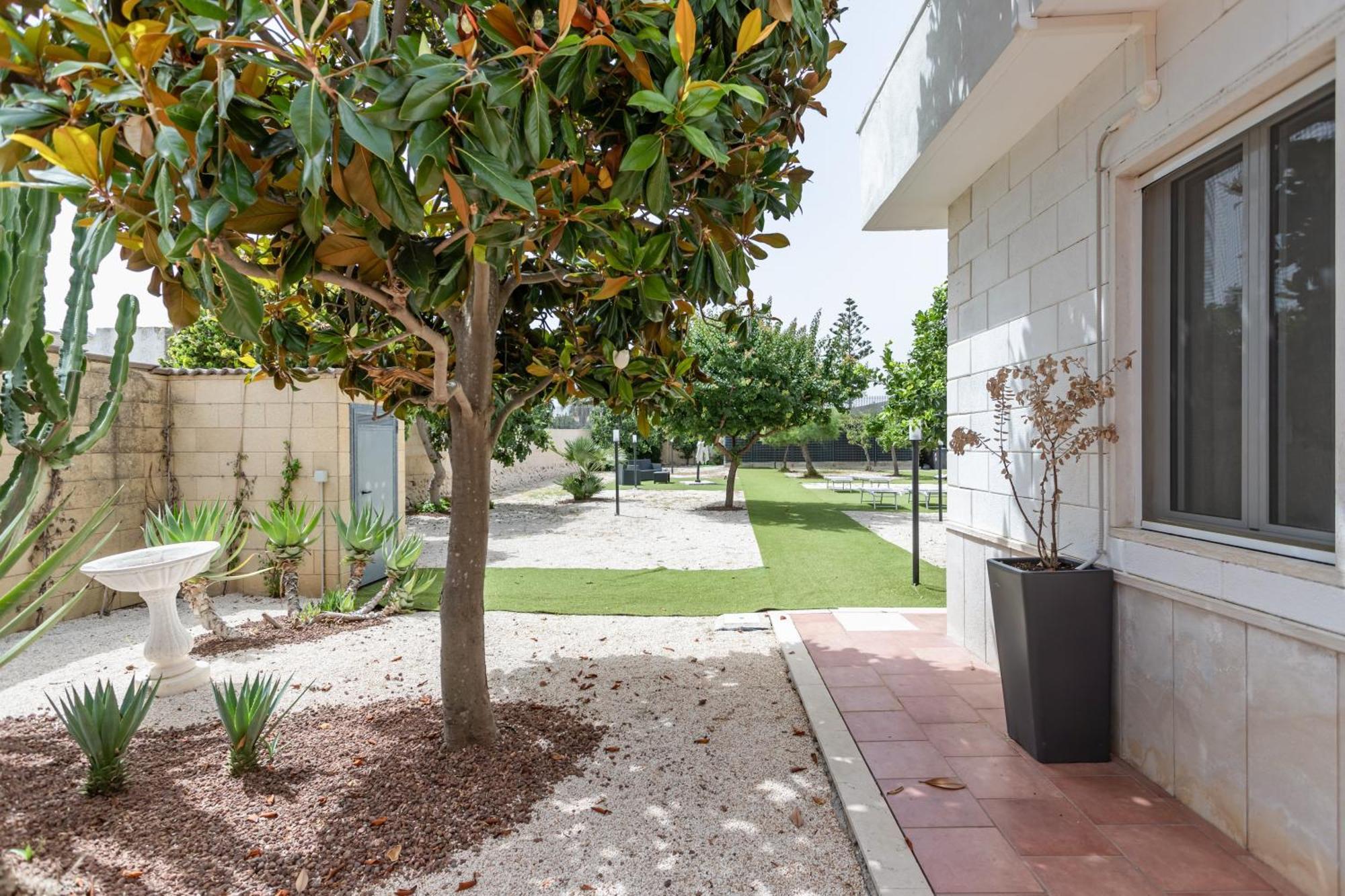Pietramare Luxury Suites Bari Buitenkant foto